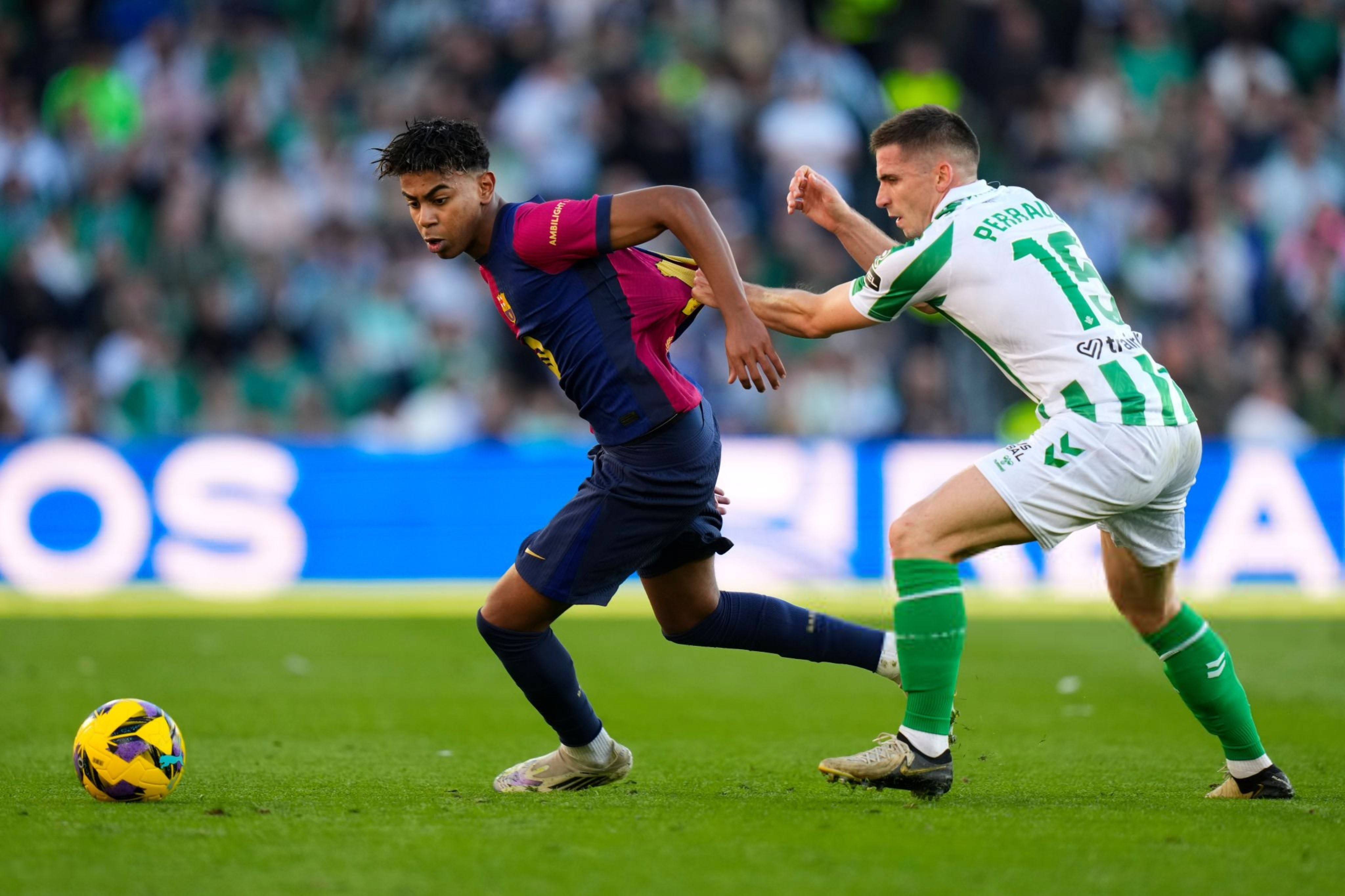 关于巴黎圣日耳曼前锋出击进攻布局的信息 关于巴黎圣日耳曼前锋出击进攻布局的信息