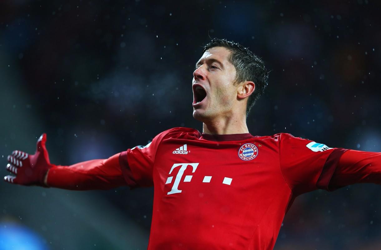 拜仁慕尼黑金靴绽放，横扫对手