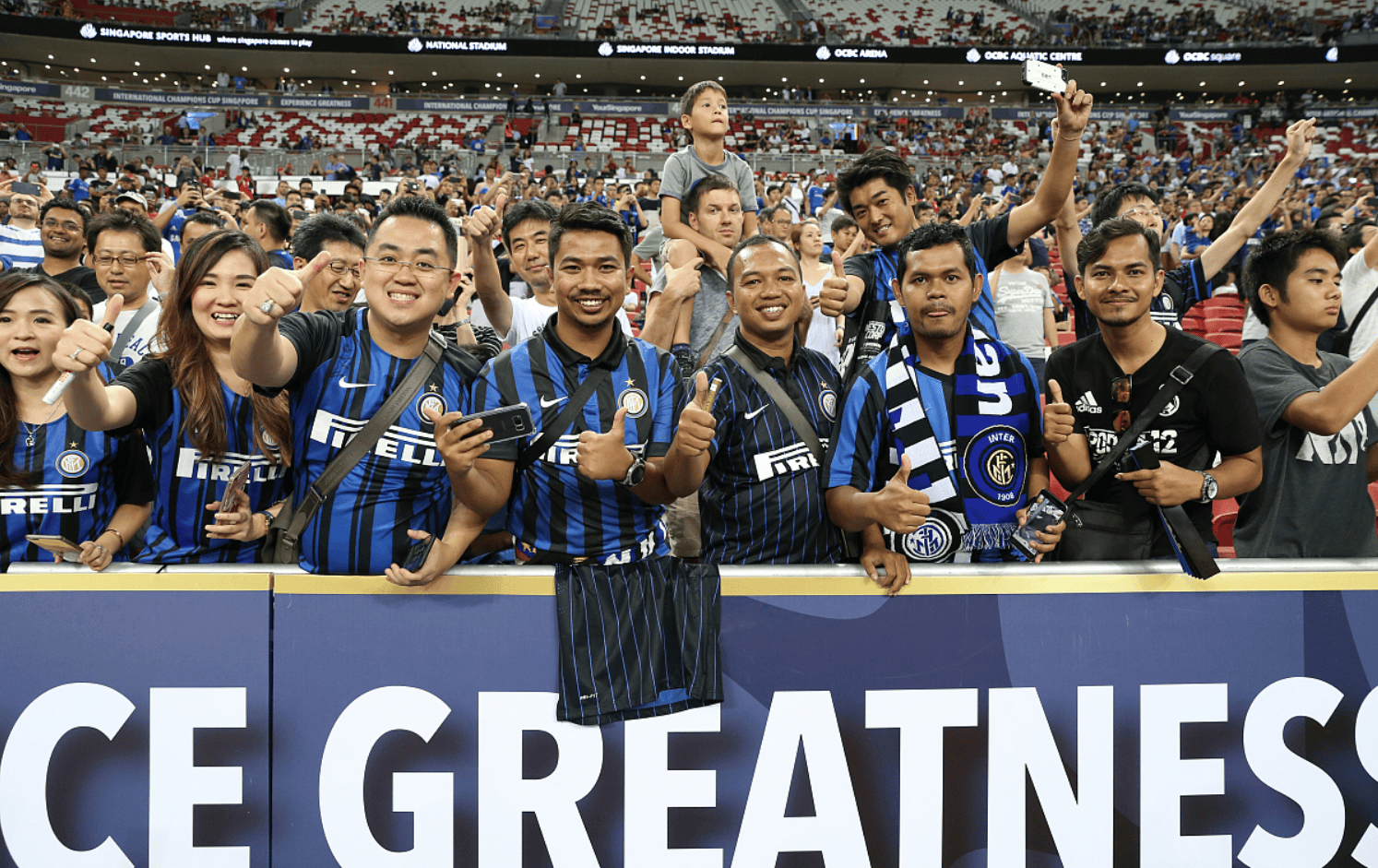 全队配合默契，破解对手防线