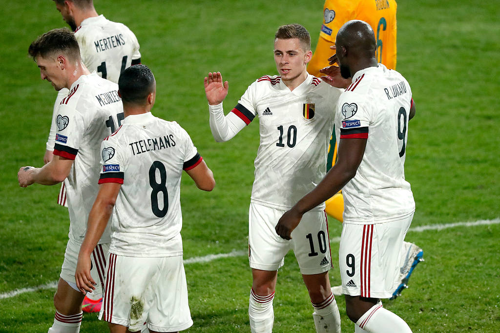 奥地利逆袭:北爱尔兰遭遇追平比分 奥地利逆袭:北爱尔兰遭遇追平比分