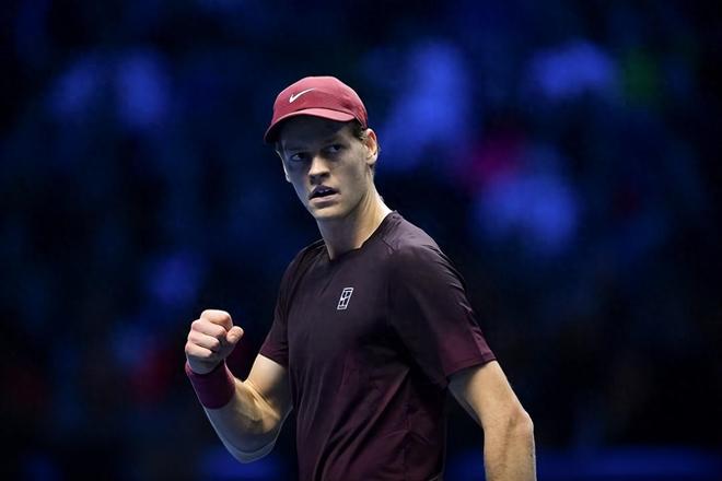 关于ATP总决赛险胜戴维斯杯，辛纳统治全场的信息