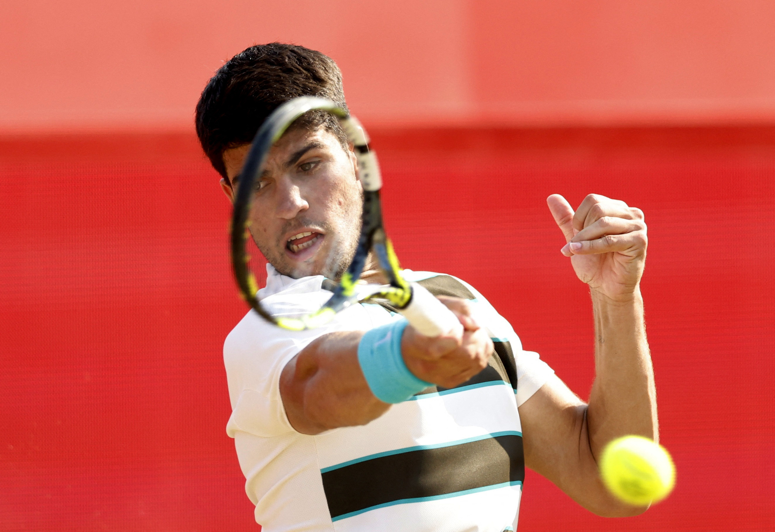 澳网翻盘拉沃尔杯，阿尔卡拉斯惊艳四座的简单介绍