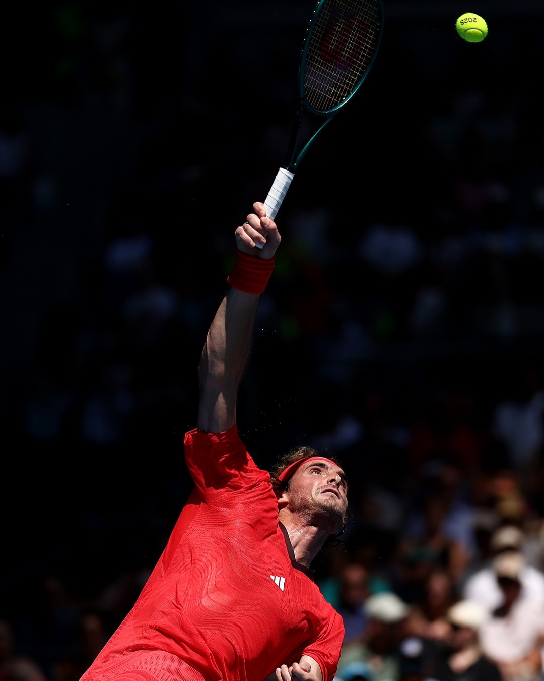 关于拉沃尔杯完胜年终总决赛，西西帕斯惊艳四座的信息