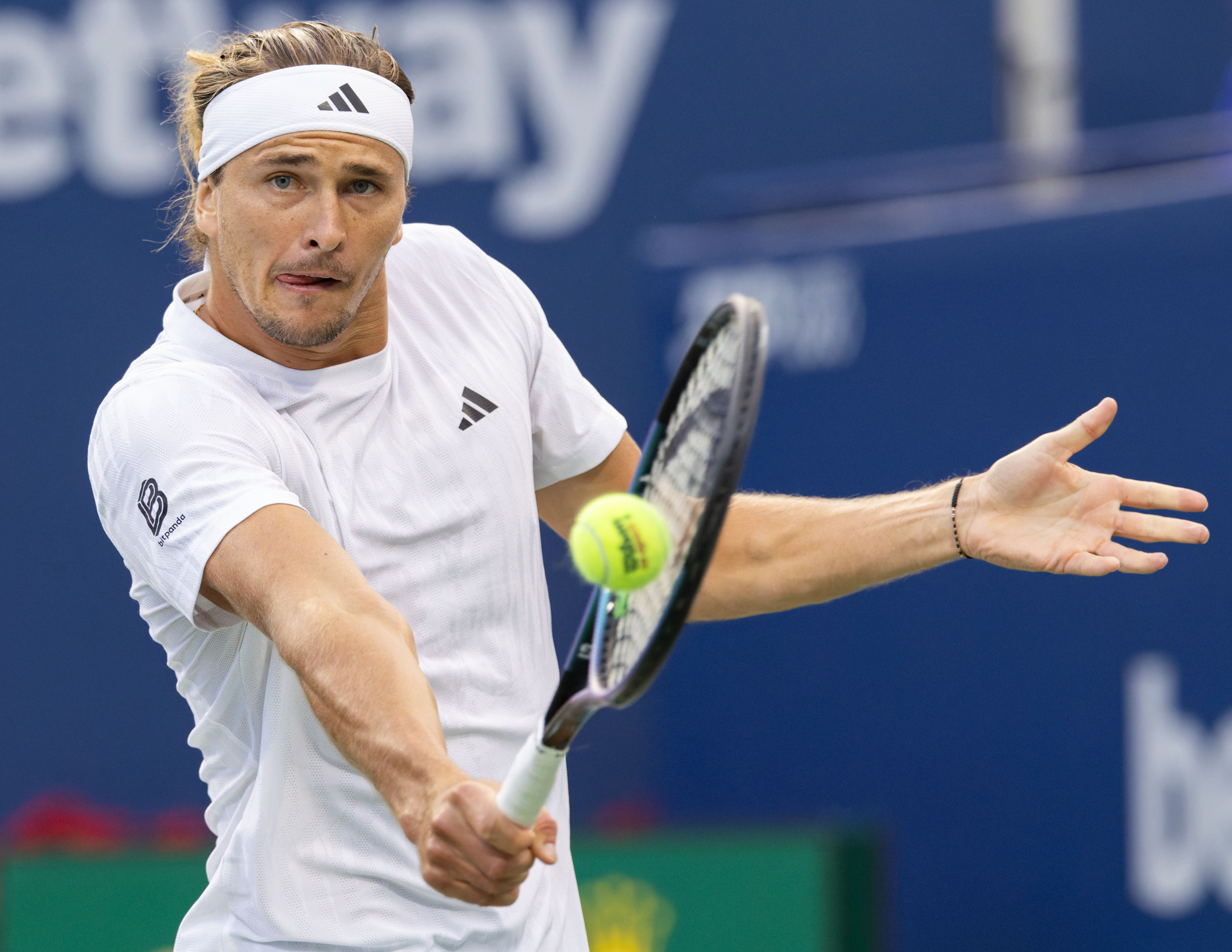 欧洲网球队力克美国网球队，兹维列夫绝境逆转的简单介绍