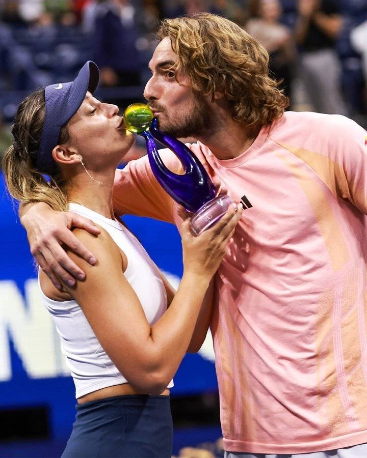 德国网球队险胜英国网球队，西西帕斯三分雨点燃全场的简单介绍