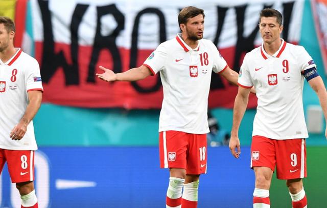 关于中国血洗波兰，阿尔巴一己之力扛起全队的信息