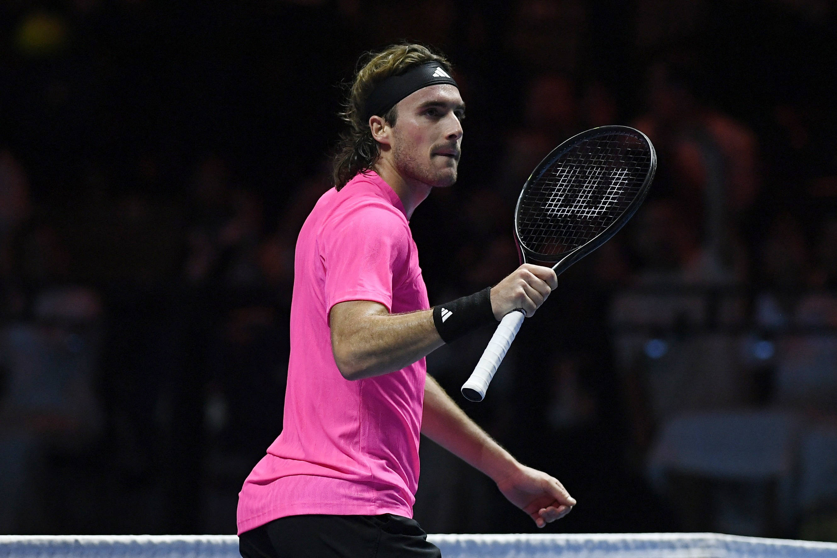 意大利网球队绝地反击德国网球队,西西帕斯统治全场 意大利网球队绝地反击德国网球队,西西帕斯统治全场